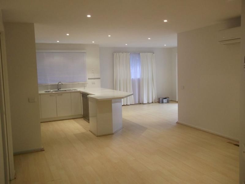 1A Grant Avenue, Seaford VIC 3198