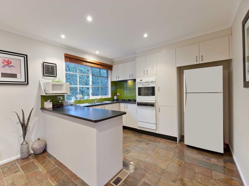 28 Bangor Drive, Frankston VIC 3199