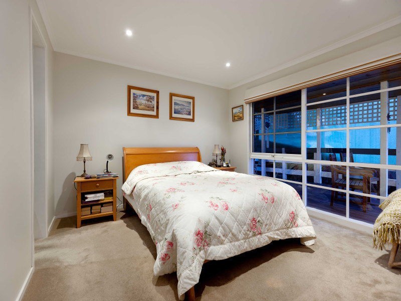 28 Bangor Drive, Frankston VIC 3199