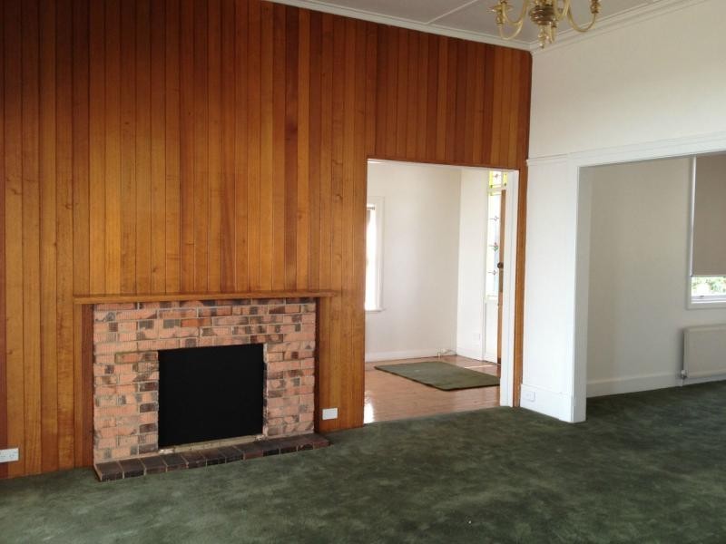 8 Cliff Road, Frankston VIC 3199