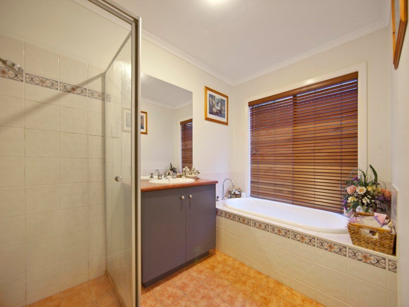 16 Sundew Drive, Langwarrin VIC 3910