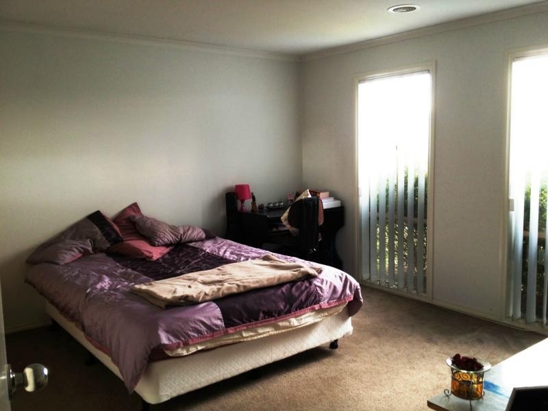 67 Brookland Greens Boulevard, Cranbourne VIC 3977