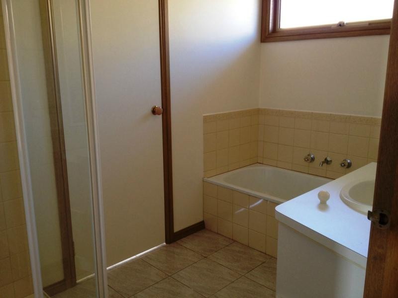 1/14 Birdwood Street, Frankston VIC 3199