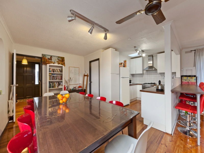 10 Amber Avenue, Frankston VIC 3199