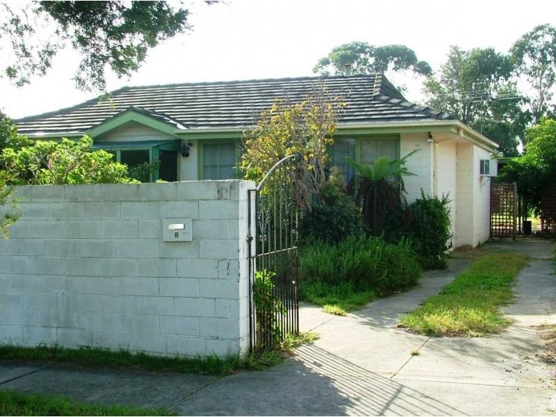 8 Fellowes Street, Seaford VIC 3198