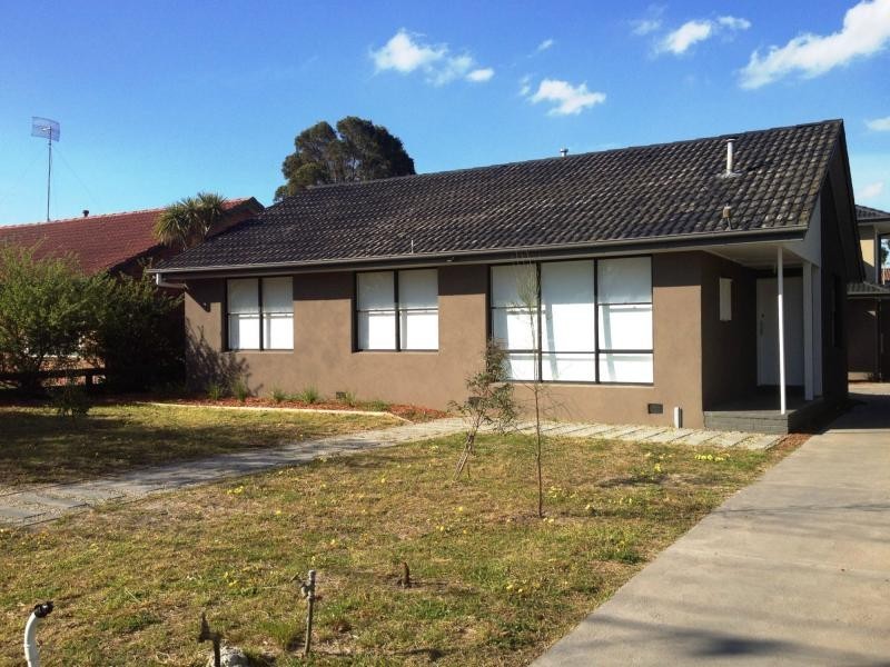 1/18 Armata Crescent, Frankston North VIC 3200