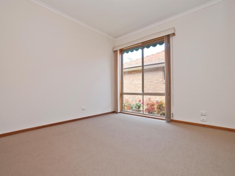 2/48 Yuille Street, Frankston VIC 3199