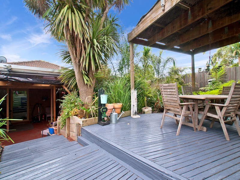 12 Glenview Crescent, Frankston VIC 3199