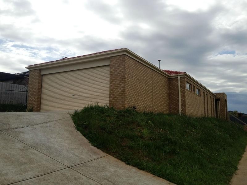 35 Mcgowan Drive, Skye VIC 3977