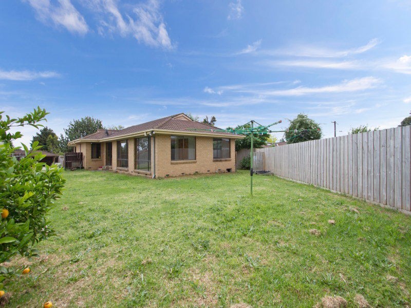 4 Spindrift Court, Carrum Downs VIC 3201