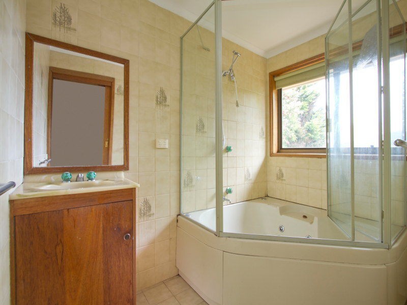 4 Spindrift Court, Carrum Downs VIC 3201