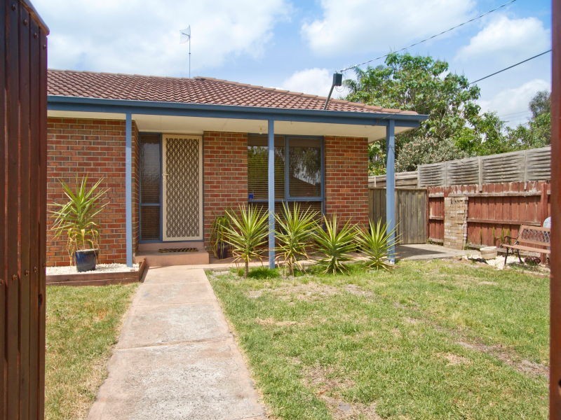 4 Linden Court, Carrum Downs VIC 3201