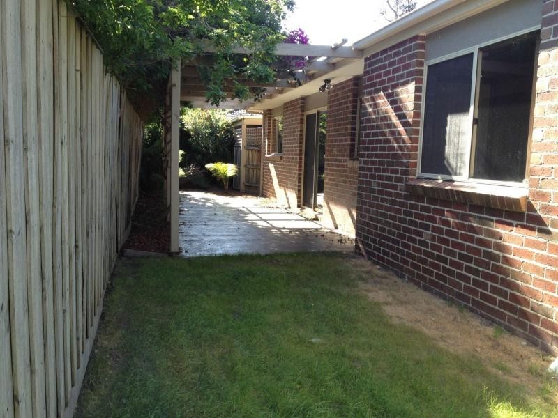 2/64 Kirkwood Avenue, Seaford VIC 3198