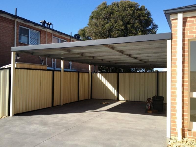 2/6 Candlebark Crescent, Frankston North VIC 3200