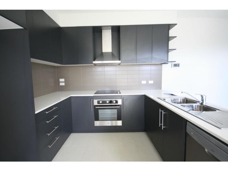 205/119 Mcdonald, Mordialloc VIC 3195