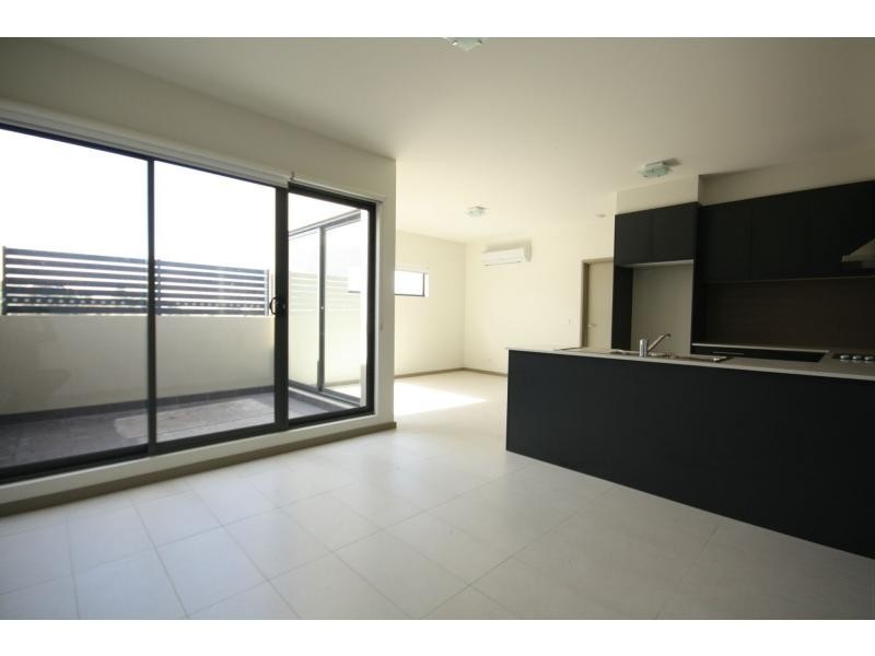 205/119 Mcdonald, Mordialloc VIC 3195