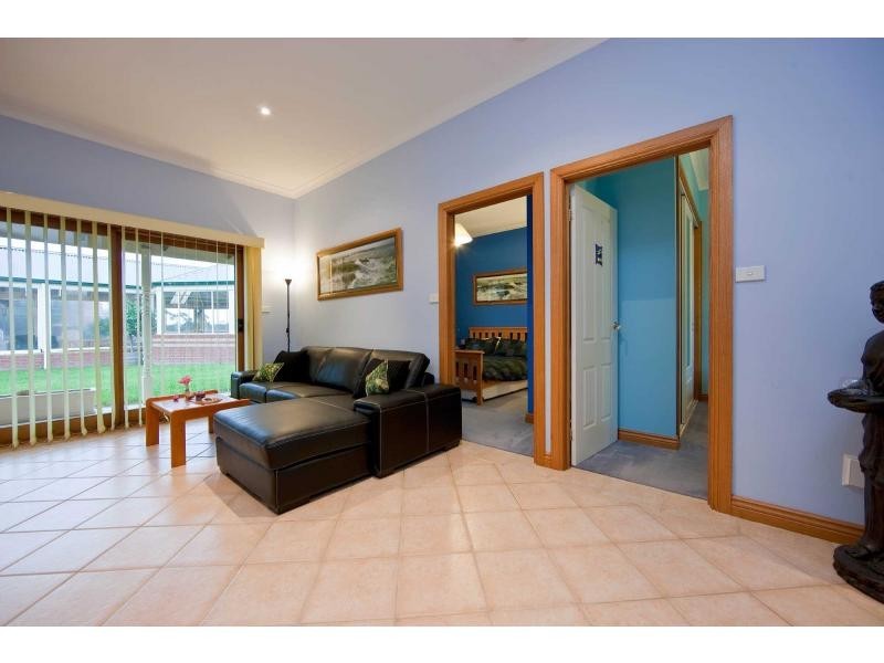 50 Maraline Road, Skye VIC 3977