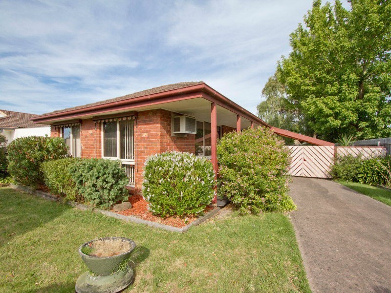 36 Raphael Crescent, Frankston VIC 3199