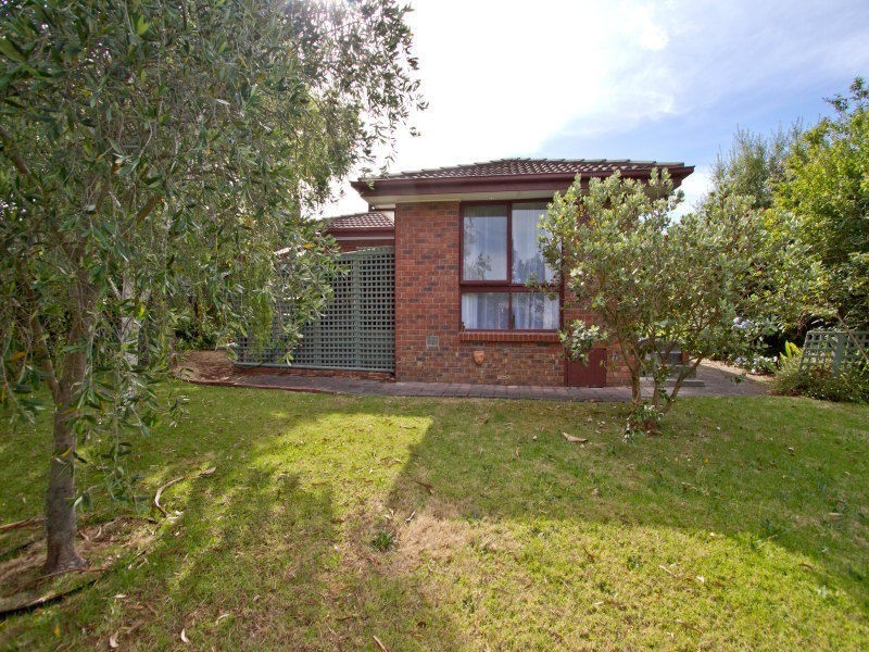 36 Raphael Crescent, Frankston VIC 3199