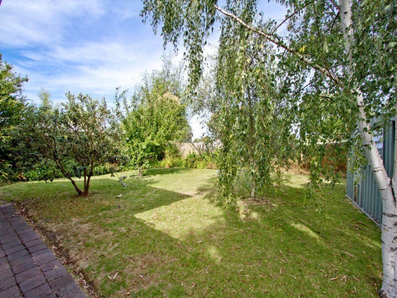 36 Raphael Crescent, Frankston VIC 3199