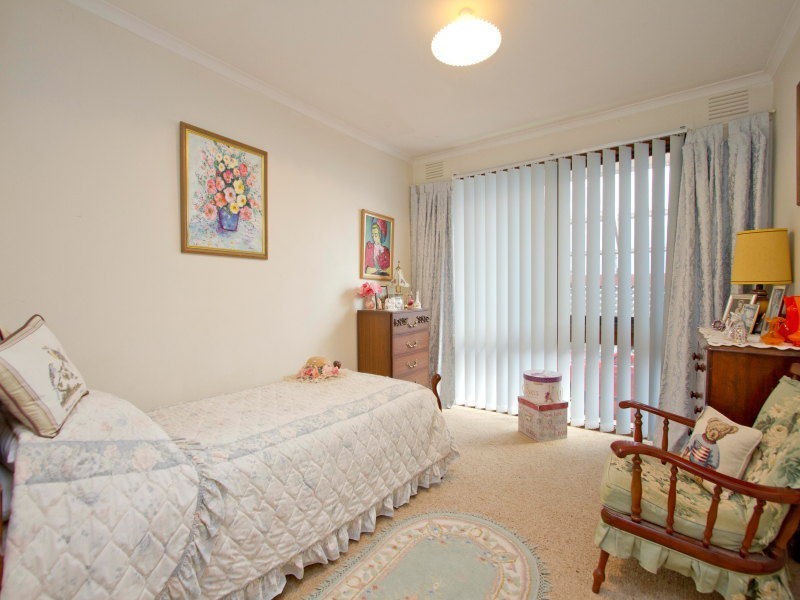 36 Raphael Crescent, Frankston VIC 3199