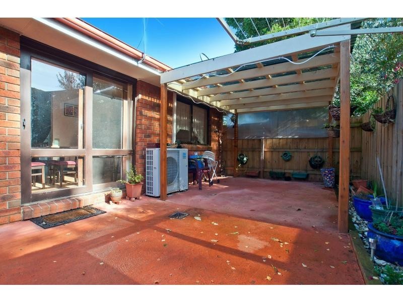 Unit 4/11 Shaftesbury Street, Frankston VIC 3199