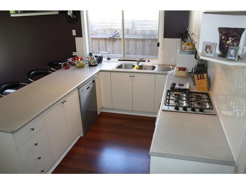 27 Robinsons Road, Frankston VIC 3199