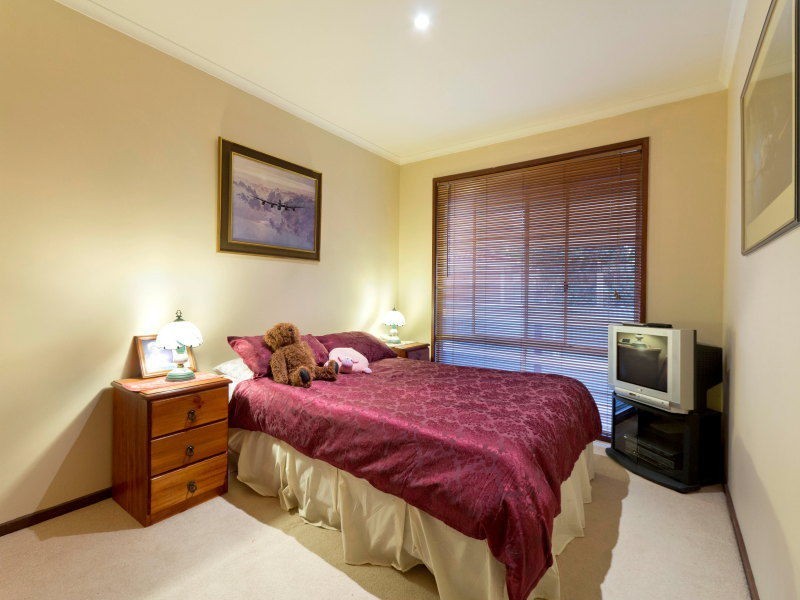 11 Elana Court, Langwarrin VIC 3910