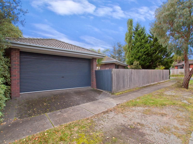 29 Bokissa Drive, Frankston VIC 3199