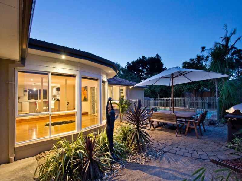 141 Rosedale Grove, Frankston South VIC 3199