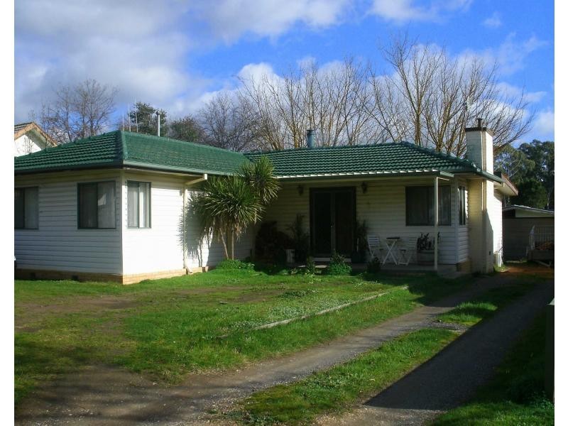 4 Longmore Street, Bendigo VIC 3550