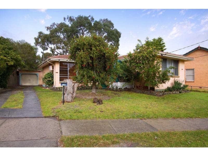 108 Monterey Boulevard, Frankston North VIC 3200