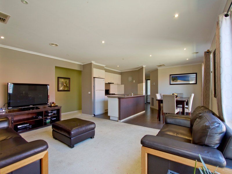 7 Pip Street, Skye VIC 3977