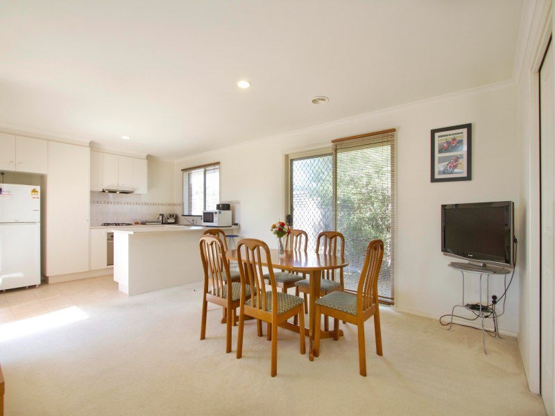 Unit 2/9 Michael Court, Seaford VIC 3198