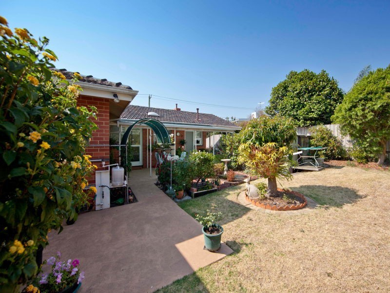 84 Ashleigh Avenue, Frankston VIC 3199