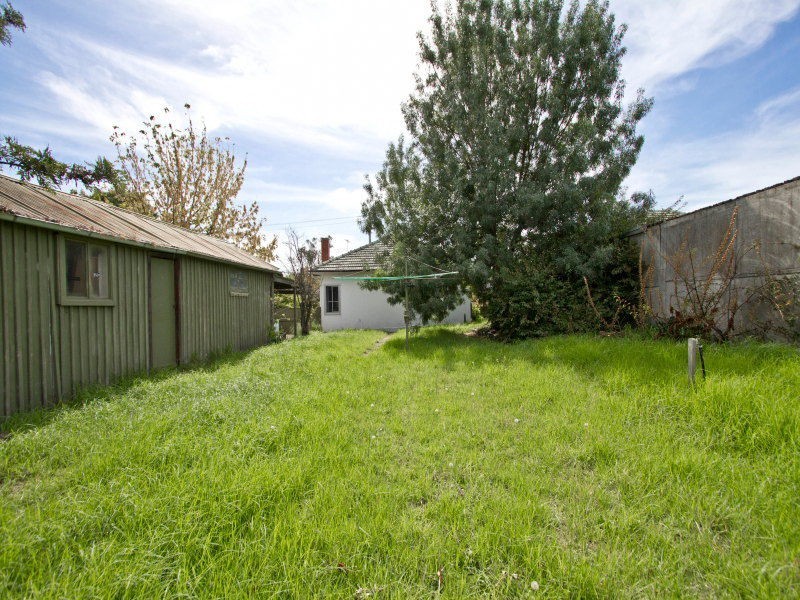 104 Beach Street, Frankston VIC 3199