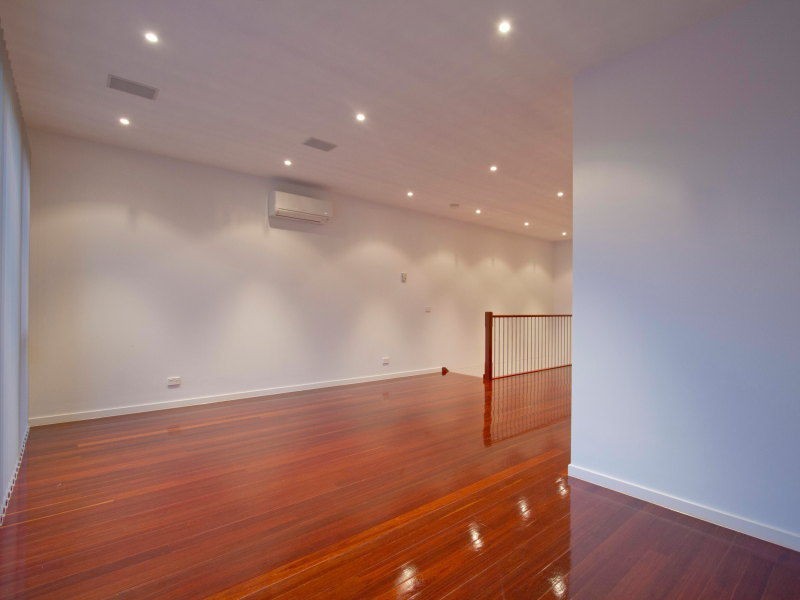 1/2 Hornby Street, Brighton East VIC 3187