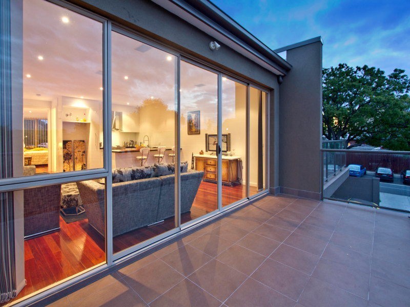 1/2 Hornby Street, Brighton East VIC 3187