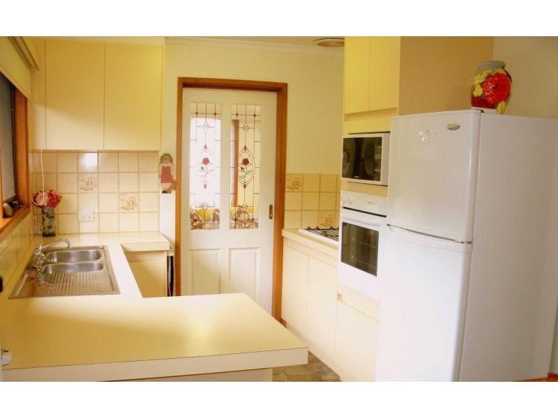 588 High Street, Melton West VIC 3337