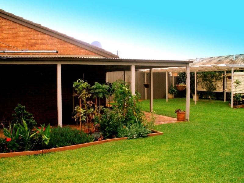 588 High Street, Melton West VIC 3337