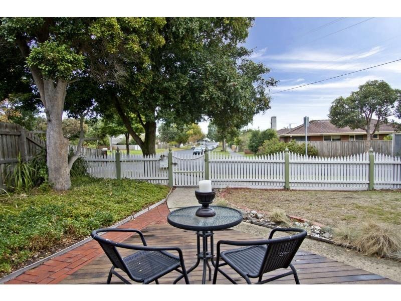 Unit 1/2 Birdwood Street, Frankston VIC 3199