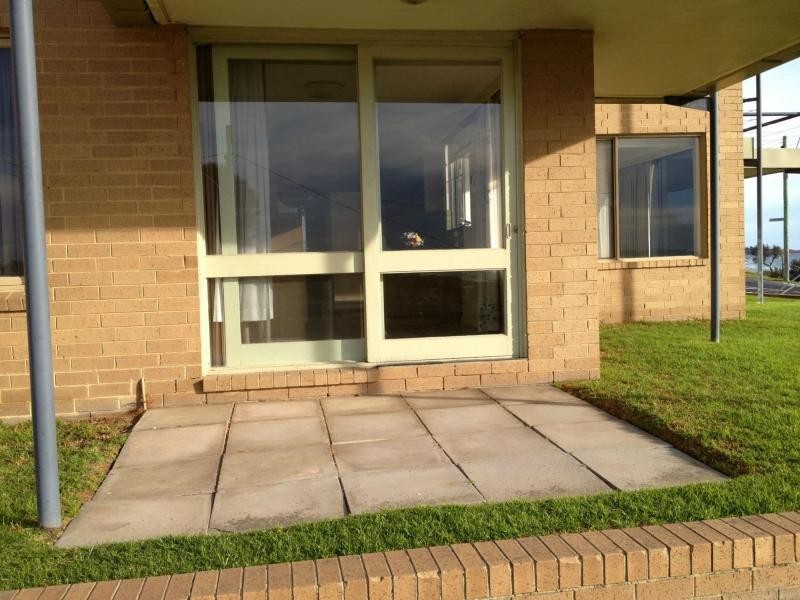 Unit 2/1 The Esplanade, Frankston VIC 3199