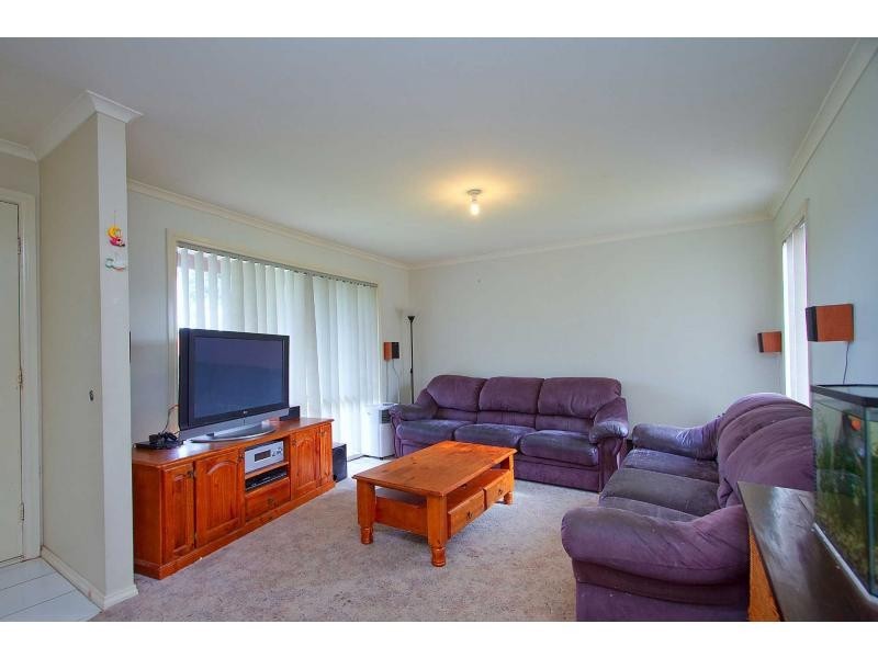 11 Deborah Court, Skye VIC 3977