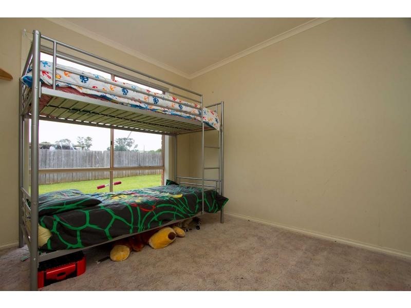 11 Deborah Court, Skye VIC 3977