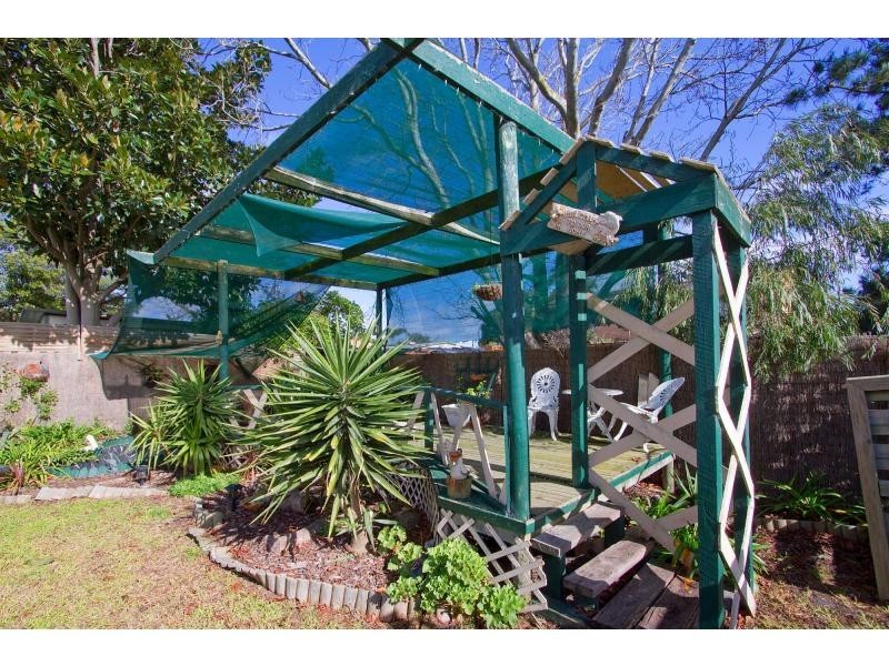 17 Candlebark Crescent, Frankston North VIC 3200