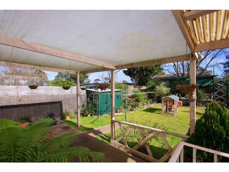 17 Candlebark Crescent, Frankston North VIC 3200