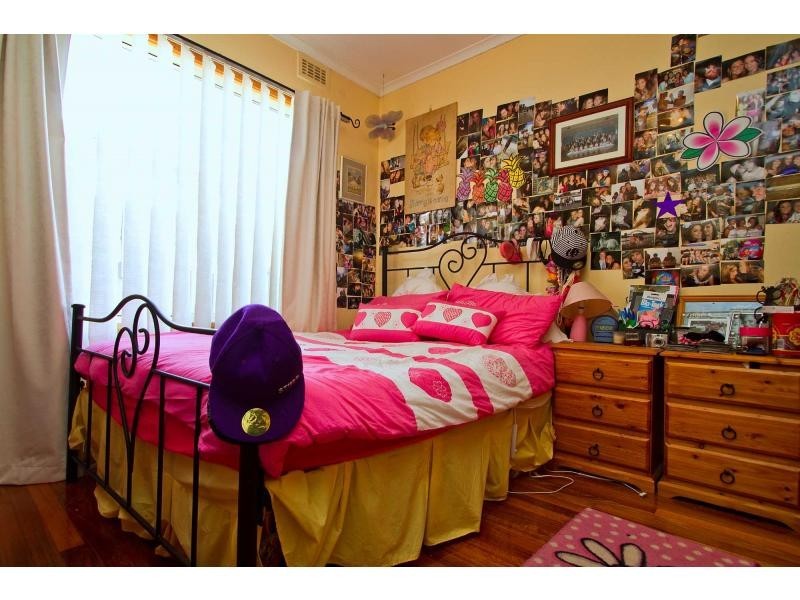 17 Candlebark Crescent, Frankston North VIC 3200