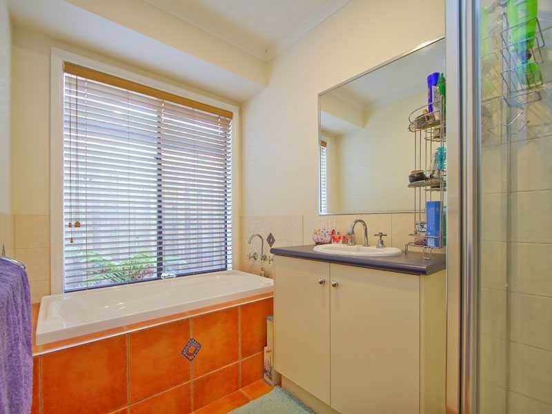 11 Stonehaven Avenue, Cranbourne VIC 3977