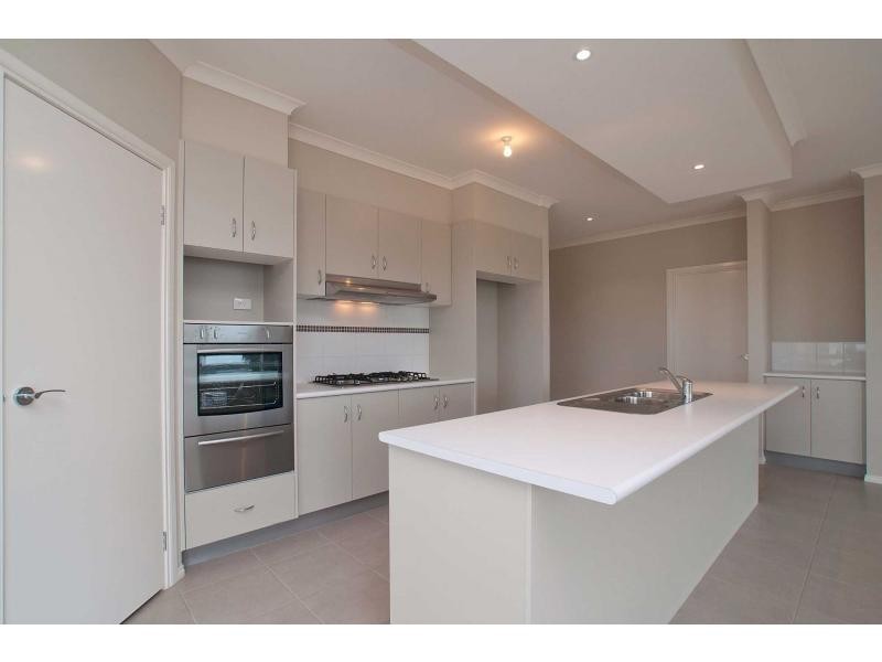 1 Salina Court, Frankston South VIC 3199