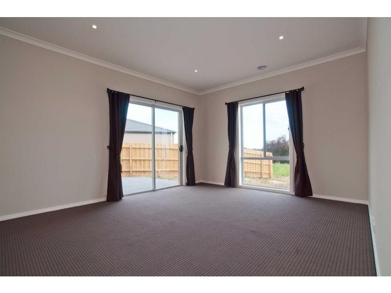 1 Salina Court, Frankston South VIC 3199